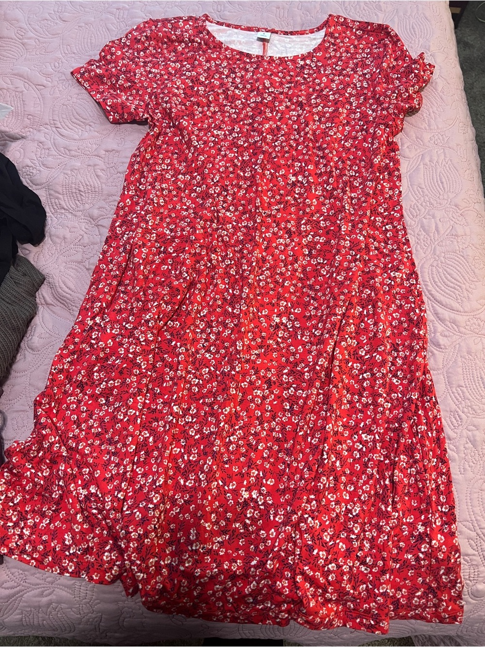 Old Navy Red Floral Short-Sleeve Dress M